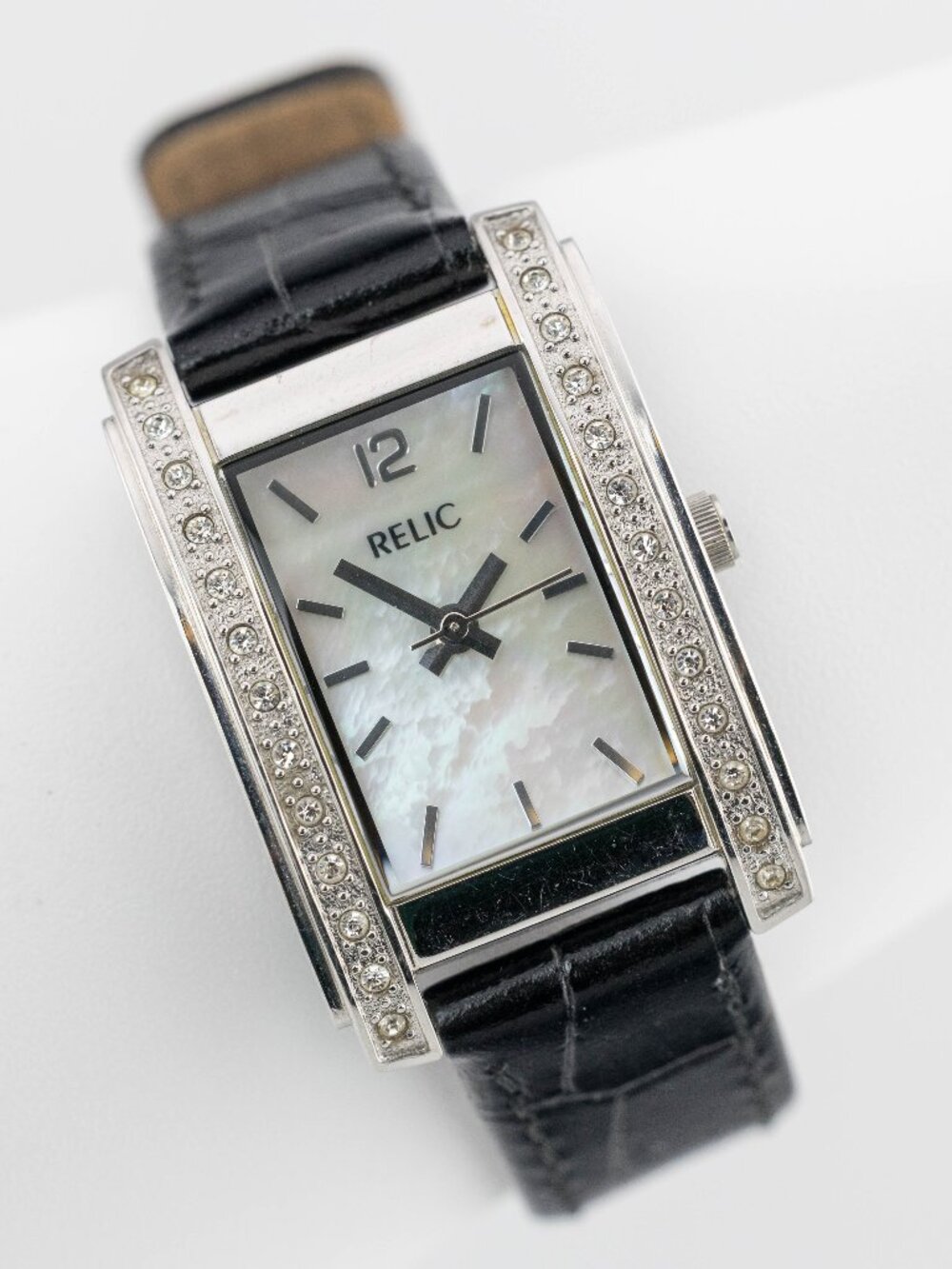 Relic ZR55115 Genuine Leather Band Quartz Analog Women's Watch New Battery